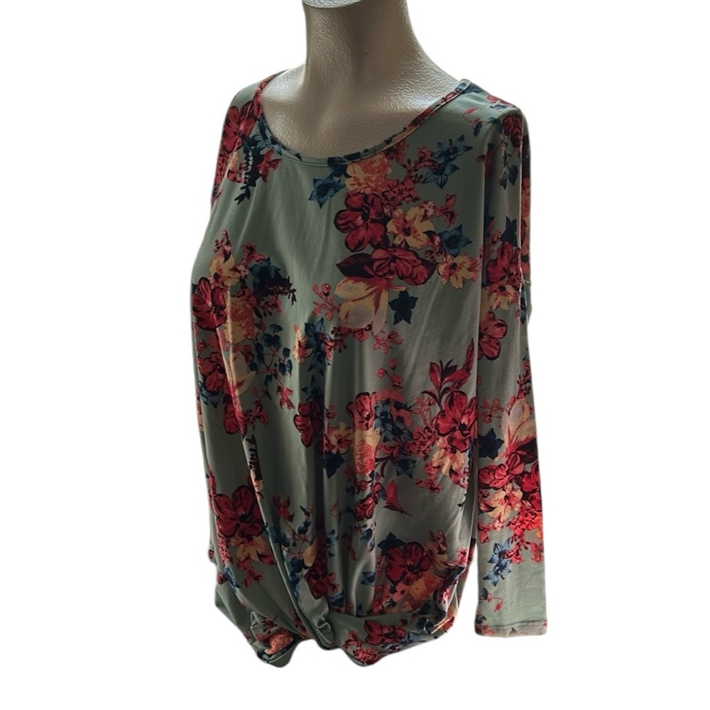 Reb & J twist tied front long sleeve blouse